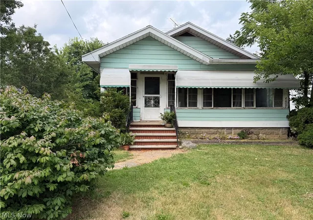 1st image of 2048 Grafton Rd, Elyria, OH 44035 | MLS# 5231488
