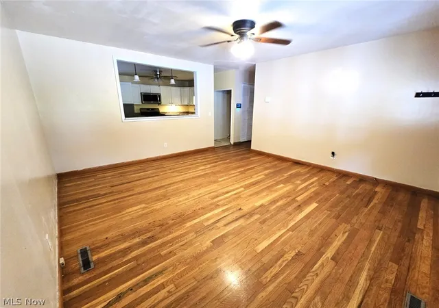 4th image of 2316 45Th St, Parkersburg, WV 26104 | MLS# 5227975