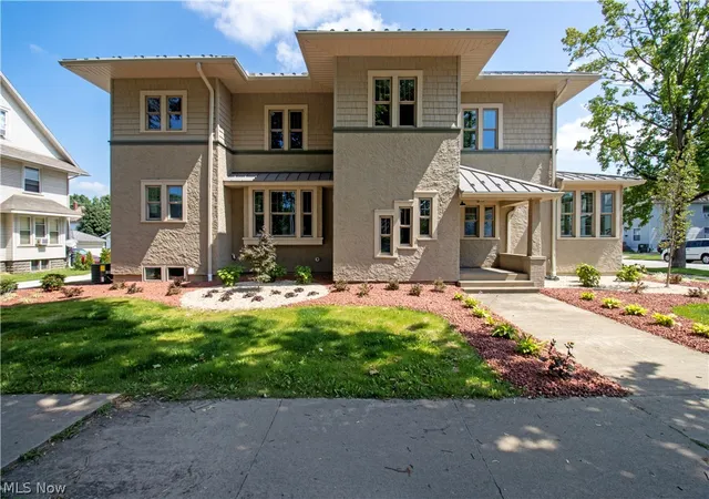 2nd image of 424 S Main St, Orrville, OH 44667 | MLS# 5231253