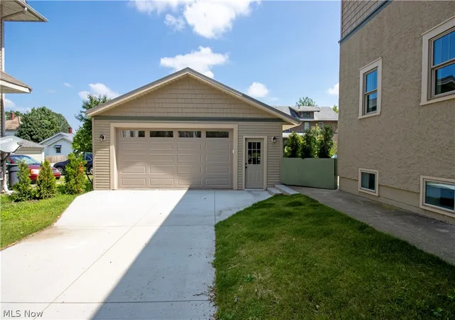 3rd image of 424 S Main St, Orrville, OH 44667 | MLS# 5231253