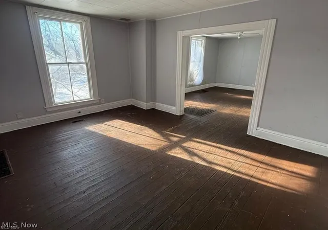 Listing Photo 5 - Condo for sale in building located at 121 Neufer Ct, Elyria, OH 44035