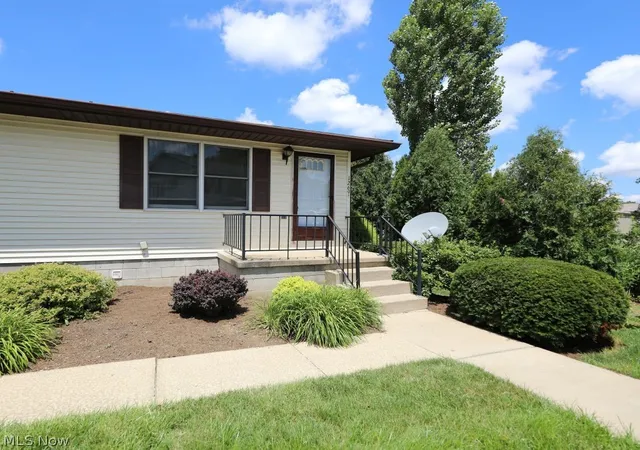 Photo 1 of Condo for sale at 1269 Somerset Dr #B, Salem, OH 44460 | MLS# 5227070 | Listing updated on 2026-08-19
