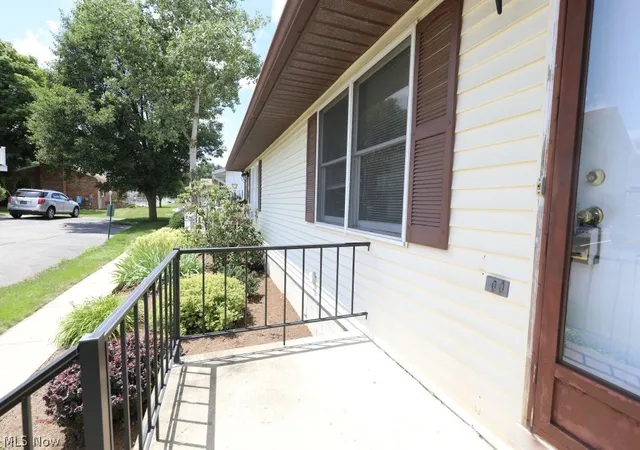 Photo 2 of Condo for sale at 1269 Somerset Dr #B, Salem, OH 44460 | MLS# 5227070 | Listing updated on 2026-08-19