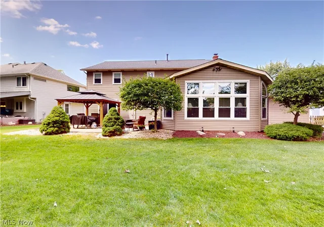 Photo 2 of Sale Pending at 126 Pepperdine Dr, Elyria, OH 44035 | MLS# 5230955 | Listing updated on 2026-08-12