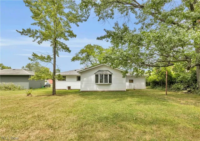 5th image of 20559 Westwood Park Blvd, Strongsville, OH 44149 | MLS# 5229861