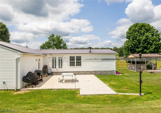 Photo 3 of Single family home for sale at 9182 Berry Rd, Kensington, OH 44427 | MLS# 5231413 | Listing updated on 2026-07-28