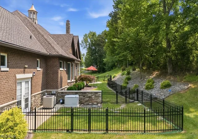 Photo 3 of Single family home for sale at 35 Skyview Dr, Parkersburg, WV 26101 | MLS# 5231148 | Listing updated on 2026-09-15