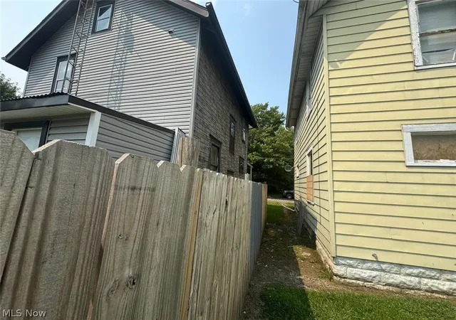 5th image of 1958 4Th St Ne, Canton, OH 44704 | MLS# 5231604