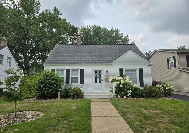 2nd image of 1225 Plymouth St Nw, Massillon, OH 44646 | MLS# 5231596