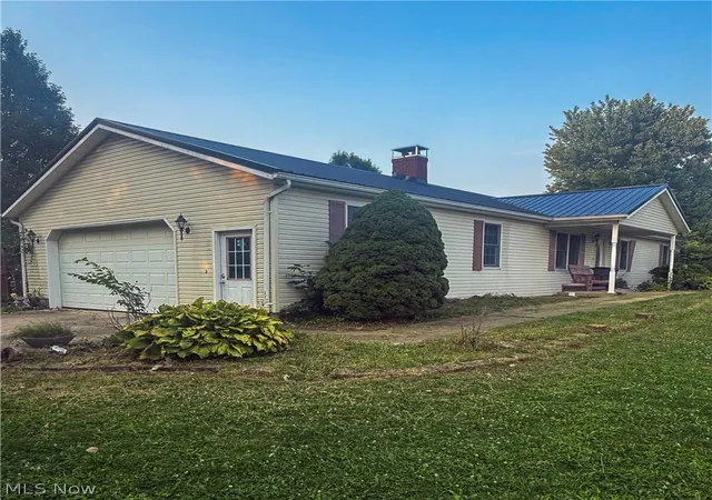 Photo 2 of Single family home for sale at 412 Lattimer Rd W, Shiloh, OH 44878 | MLS# 5231571 | Listing updated on 2026-08-28