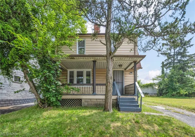 Photo 2 of Single family home for sale at 3531 E 112th Street, Cleveland, OH 44105 | MLS# 5231293 | Listing updated on 2026-08-03