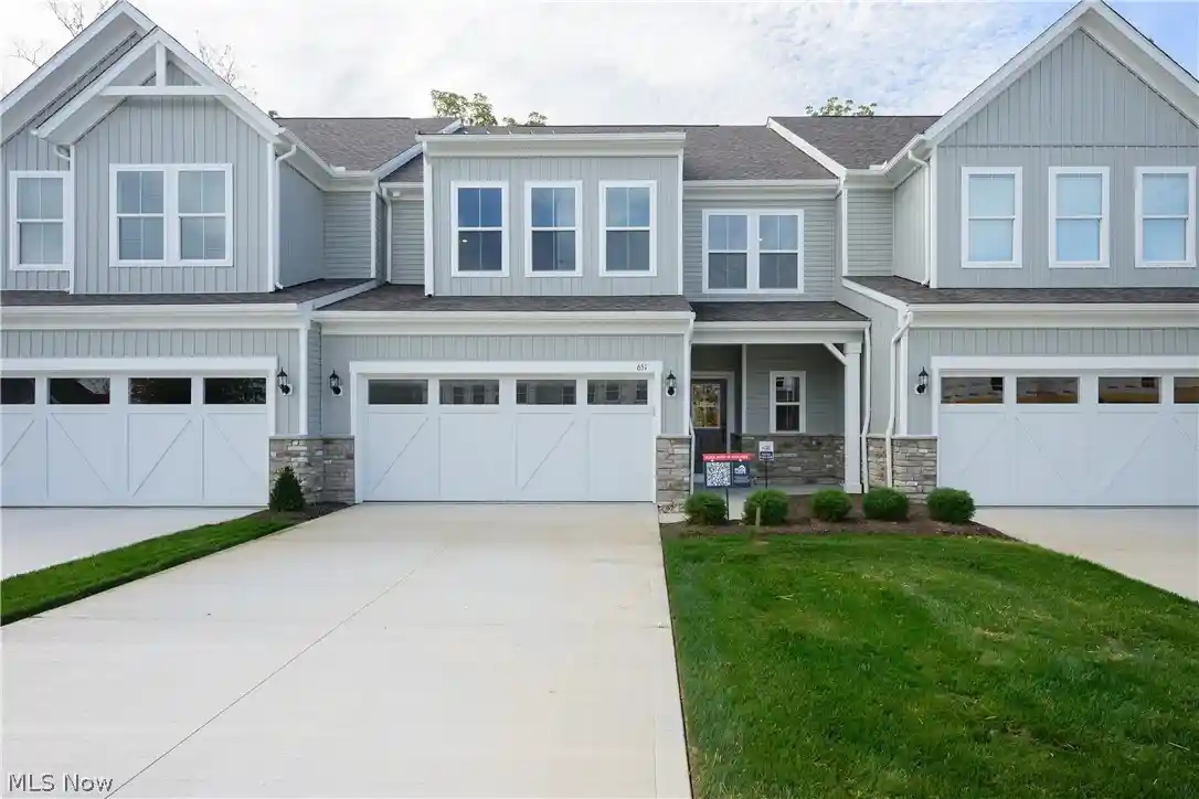 Photo 1 of Sale Pending at 651 S Port Dr, Avon Lake, OH 44012 | MLS# 5231679 | Listing updated on 2026-10-20