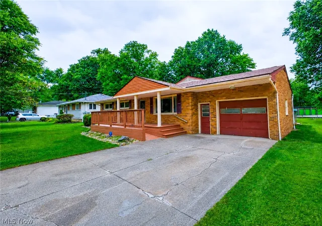 Photo 2 of Single family home for sale at 3507 Draper Ave, Warren, OH 44484 | MLS# 5230614 | Listing updated on 2026-08-04