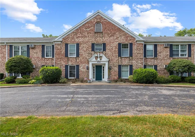 2nd image of 4704 Venice Heights Blvd #216, Sandusky, OH 44870 | MLS# 5230953