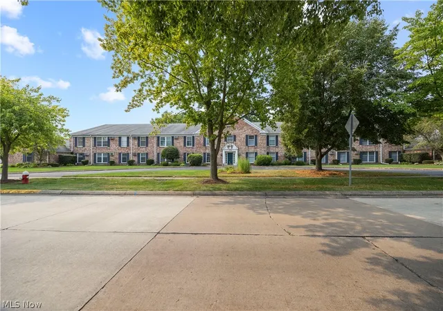 4th image of 4704 Venice Hts Blvd, Sandusky, OH 44870
