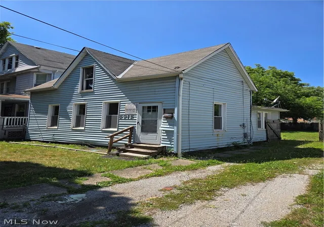 Photo 3 of Sale Pending at 5915 Cable Ave, Cleveland, OH 44127 | MLS# 5230618 | Listing updated on 2026-10-02