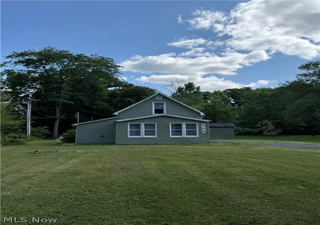 Photo 1 of Single family home for sale at 556 Champion Ave E, Warren, OH 44483 | MLS# 5231664 | Listing updated on 2026-08-09