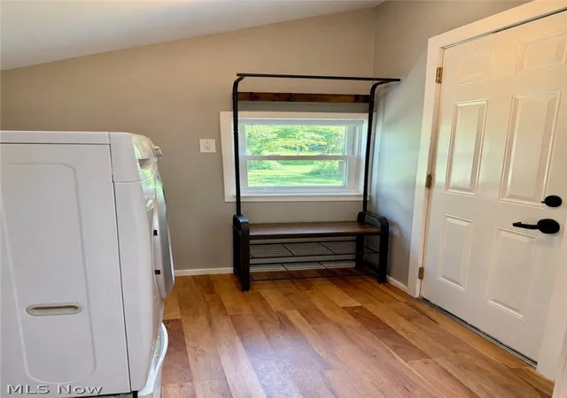 Photo 4 of Single family home for sale at 556 Champion Ave E, Warren, OH 44483 | MLS# 5231664 | Listing updated on 2026-08-09