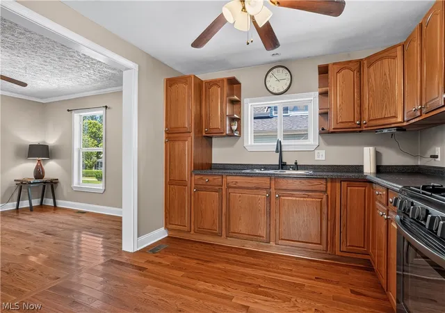 4th image of 3320 Ridgewood Ave, Ashtabula, OH 44004 | MLS# 5229087
