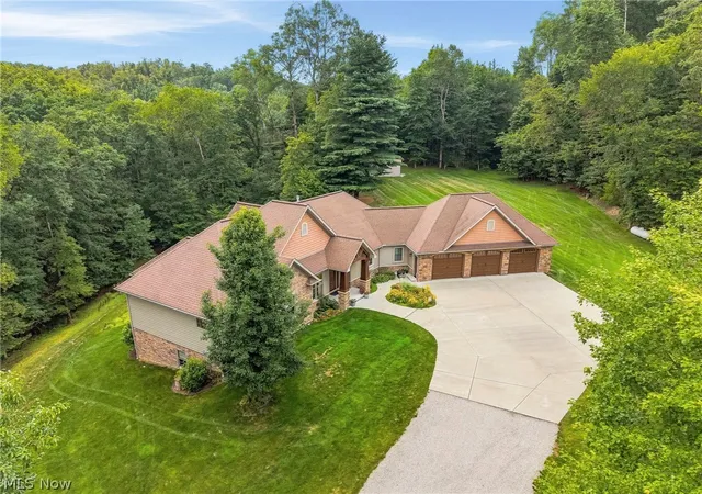 Photo 4 of Single family home for sale at 4922 Chase Rd SE, Carrollton, OH 44615 | MLS# 5231492 | Listing updated on 2026-09-20