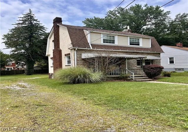 2nd image of 466 Watson St, Akron, OH 44305 | MLS# 5229481