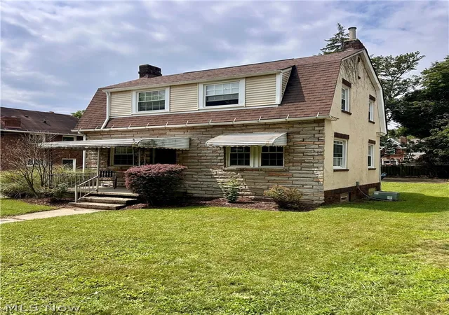 3rd image of 466 Watson St, Akron, OH 44305 | MLS# 5229481