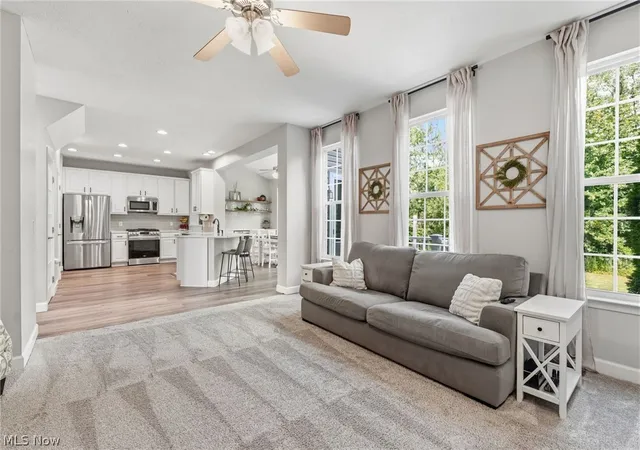 Photo 4 of Sale Pending at 32110 Cozy Meadow Ct, North Ridgeville, OH 44039 | MLS# 5227009 | Listing updated on 2026-08-03