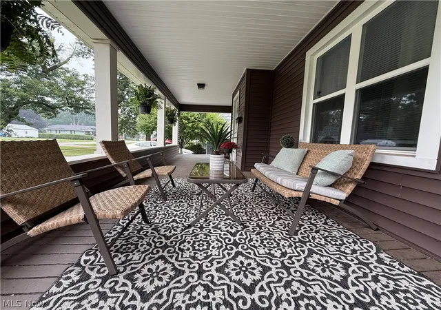 3rd image of 885 Perkinswood Blvd Se, Warren, OH 44484 | MLS# 5229523