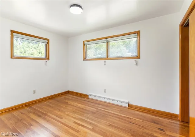 5th image of 996 Sharon Hogue Rd, Masury, OH 44438 | MLS# 5231614