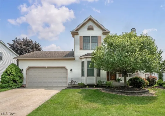 2nd image of 1256 Waterbury Dr, Medina, OH 44256 | MLS# 5231109