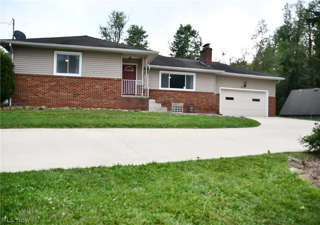 1st image of 3045 Paradise Ave, Canfield, OH 44406 | MLS# 5231574