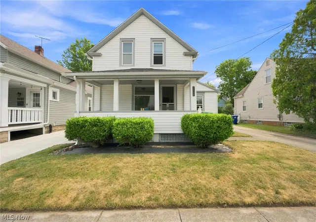 Photo 1 of Sale Pending at 1339 Park Row, Lakewood, OH 44107 | MLS# 5231770 | Listing updated on 2026-08-28