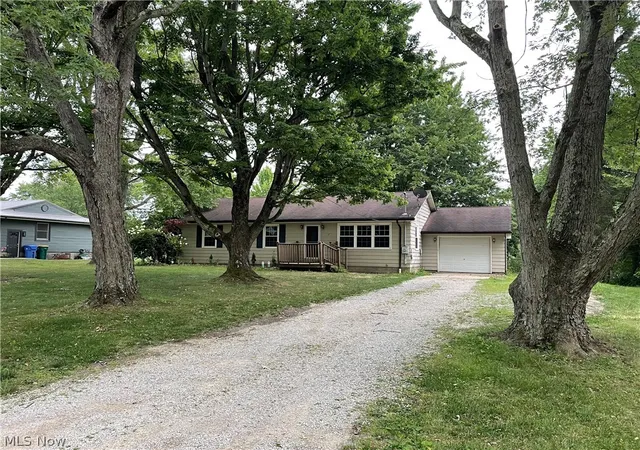 1st image of 376 Susan Dr, Jefferson, OH 44047 | MLS# 5231504