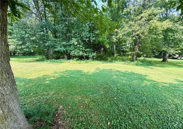 3rd image of 27264 Sprague Rd, Olmsted Twp, OH 44138 | MLS# 5231056