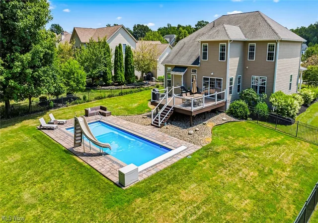 Photo 2 of Sale Pending at 12335 Summerwood Dr, Concord Township, OH 44077 | MLS# 5231147 | Listing updated on 2026-08-04