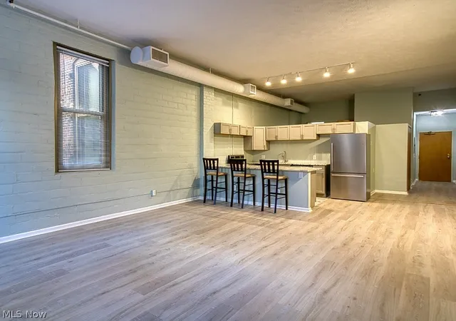 2nd image of 408 W Saint Clair Ave #223, Cleveland, OH 44113 | MLS# 5231700