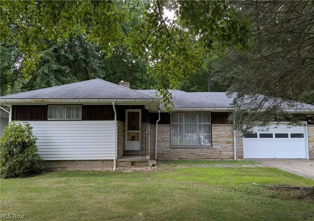 1st image of 2921 Center Rd, Saybrook, OH 44004 | MLS# 5231715