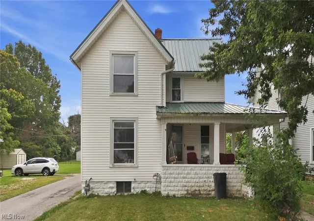 Photo 1 of Sale Pending at 127 E High St, Fostoria, OH 44830 | MLS# 5231678 | Listing updated on 2026-08-06