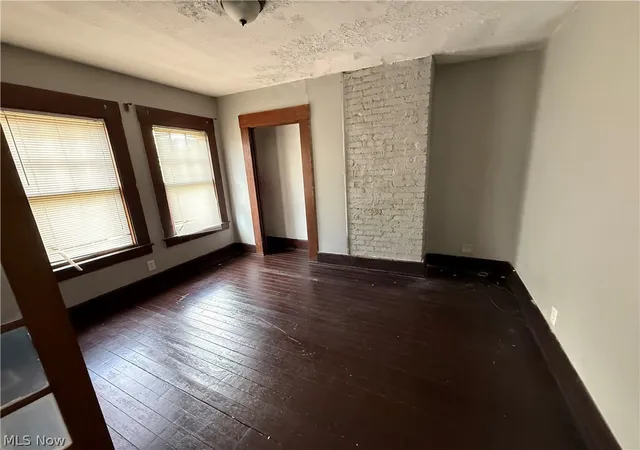 4th image of 1605 Ford Ave, Youngstown, OH 44504 | MLS# 5229175