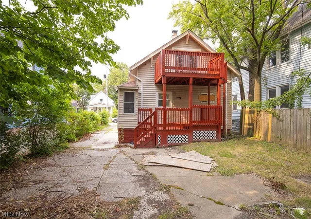 32nd image of 13814 Durkee Ave, Cleveland, OH 44105 | MLS# 5228442