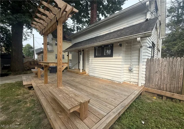 5th image of 1422 Elder Ave, Akron, OH 44301 | MLS# 5231882