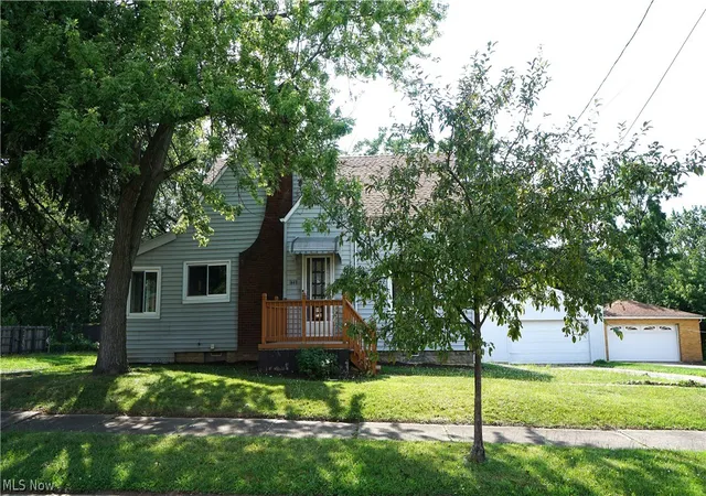 3rd image of 1448 Creighton Ave, Akron, OH 44310 | MLS# 5226914