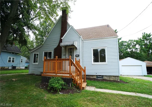 4th image of 1448 Creighton Ave, Akron, OH 44310 | MLS# 5226914