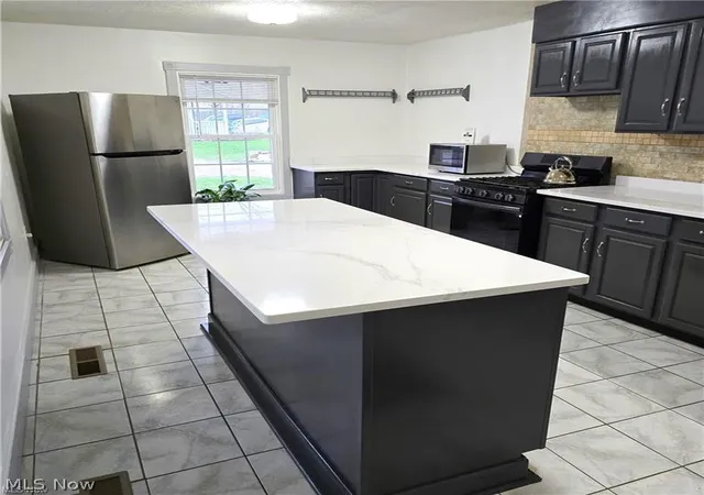 Photo 3 of Single family home for sale at 16935 Sheldon Rd, Cleveland, OH 44130 | MLS# 5231917 | Listing updated on 2026-07-30
