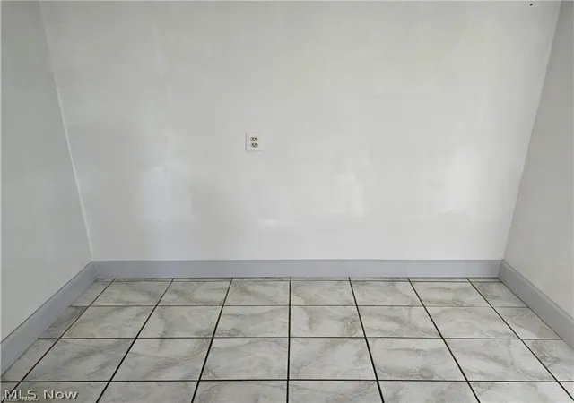 Photo 4 of Single family home for sale at 16935 Sheldon Rd, Cleveland, OH 44130 | MLS# 5231917 | Listing updated on 2026-07-30
