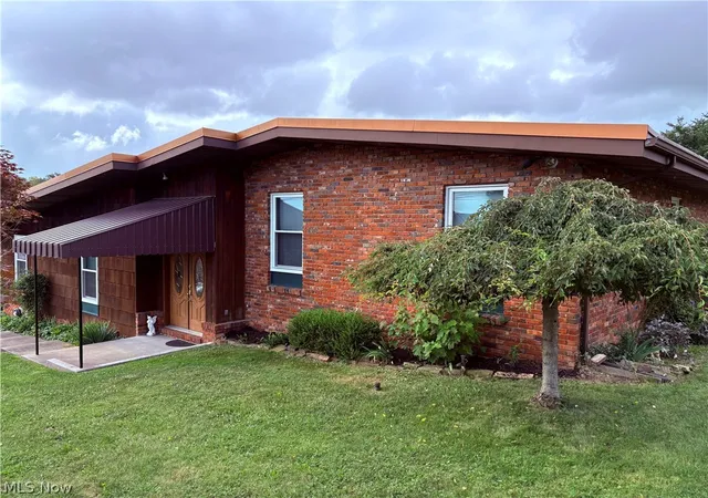 3rd image of 47690 Watson Rd, St Clairsville, OH 43950 | MLS# 5231632