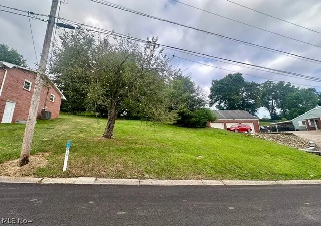 2nd image of Vl Phillips St, Weirton, WV 26062 | MLS# 5231569