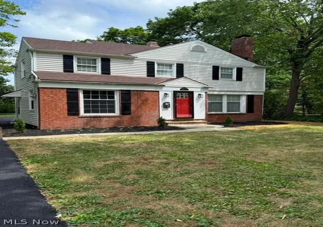 1st image of 19013 Chagrin Blvd, Beachwood, OH 44122 | MLS# 5231630