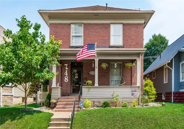 1st image of 748 Lexington Ave, Zanesville, OH 43701 | MLS# 5227981