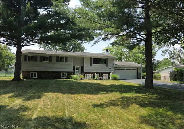 Photo 1 of Sale Pending at 1000 Navajo Trl, Macedonia, OH 44056 | MLS# 5231923 | Listing updated on 2026-08-10